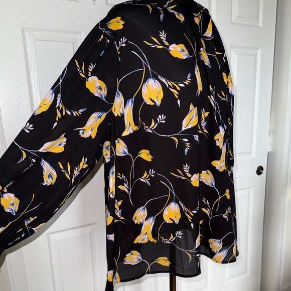 Modcloth Marvel the Masses Tie-Neck Blouse - 3X - Picture 6 of 11